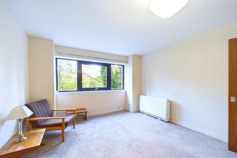 Allanfield, Edinburgh, EH7 1 bed flat to rent - £800 pcm (£185 pw)