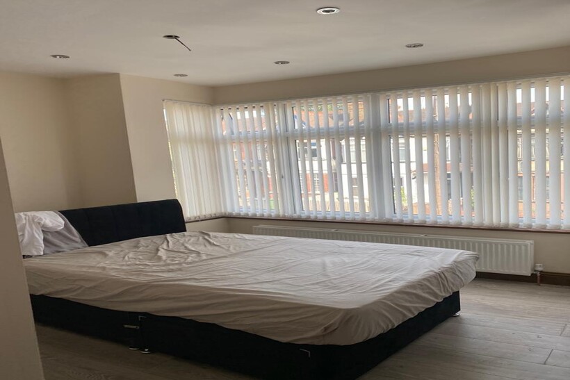 Locket Road, Harrow HA3 1 bed in a flat share to rent - £1,000 pcm (£231 pw)