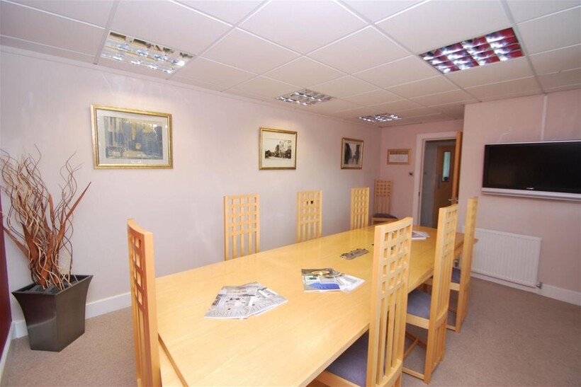 The Old Board Room, Mortimer Heights... Property to rent - £400 pcm (£92 pw)