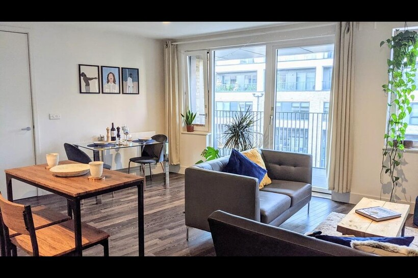 Alloy House, Moulding Lane, SE14 1 bed flat to rent - £1,800 pcm (£415 pw)