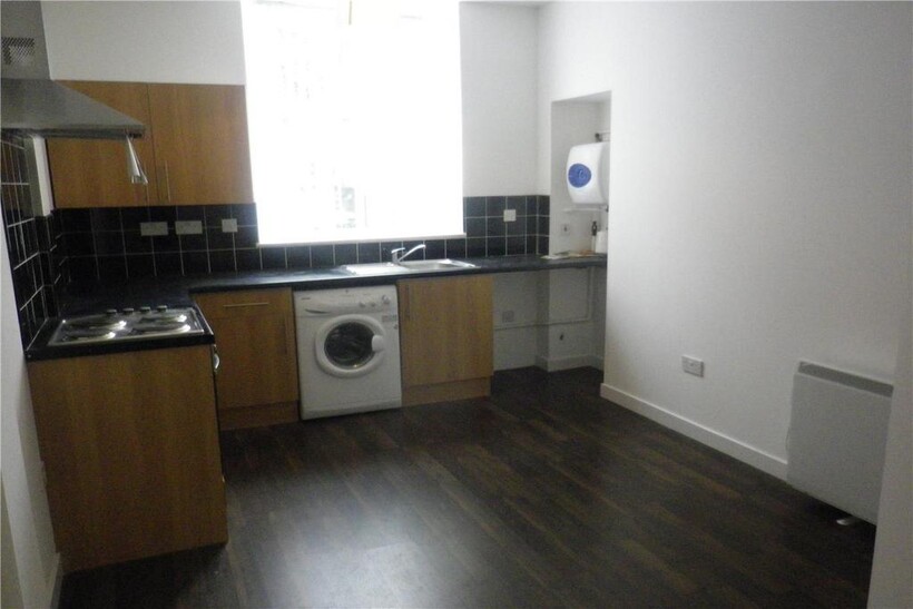 Clarkston Road, Glasgow G44 1 bed flat to rent - £625 pcm (£144 pw)