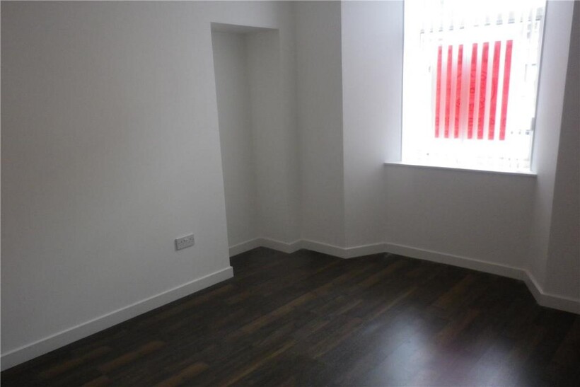 Clarkston Road, Glasgow G44 1 bed flat to rent - £625 pcm (£144 pw)