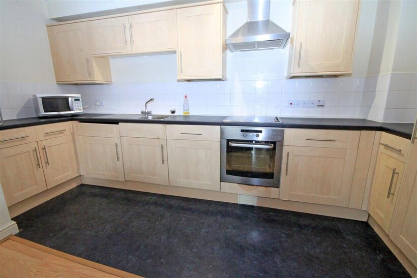 £725pcm - Nun Street, City Centre 1 bed flat to rent - £168 pcm (£39 pw)