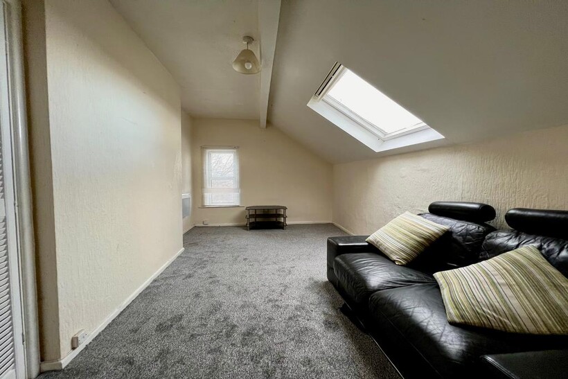 Lady Pit Lane, Leeds LS11 1 bed flat to rent - £450 pcm (£104 pw)