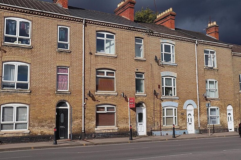 Weedon Road, St James, Northampton, NN5 1 bed in a house share to rent - £500 pcm (£115 pw)