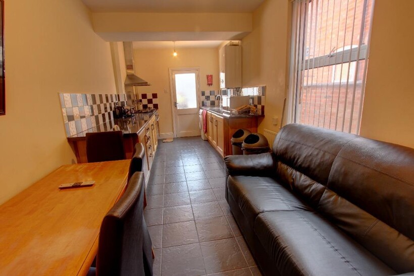 Mayfield Road, Leicester LE2 5 bed terraced house to rent - £368 pcm (£85 pw)