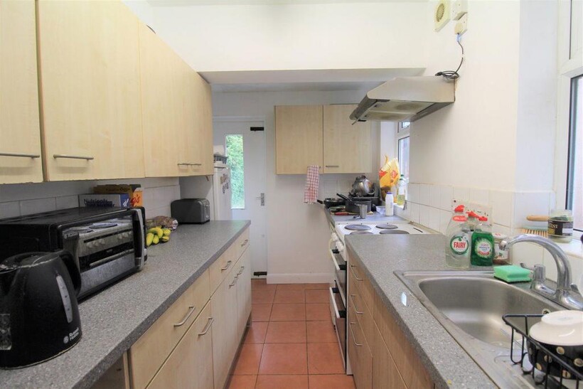 Lower Road, Beeston, Nottingham, NG9 2GT 1 bed property to rent - £345 pcm (£80 pw)