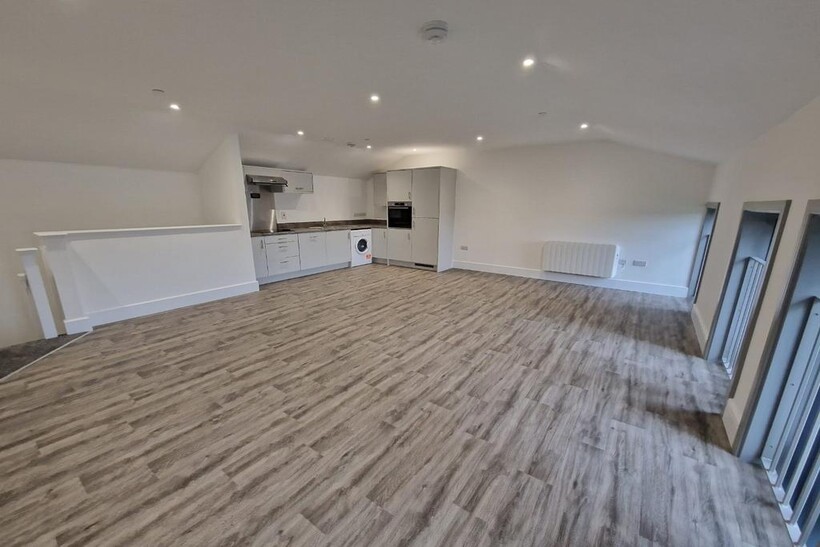 King Edward Avenue, Melton Mowbray, Leicestershire, LE13 1FW 2 bed apartment to rent - £1,000 pcm (£231 pw)