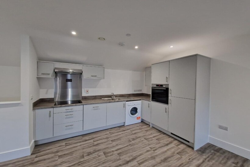 King Edward Avenue, Melton Mowbray, Leicestershire, LE13 1FW 2 bed apartment to rent - £1,000 pcm (£231 pw)