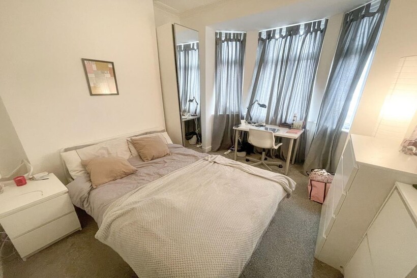 Barff Road, Salford M5 1 bed in a house share to rent - £550 pcm (£127 pw)