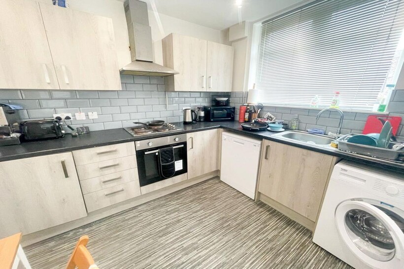 Barff Road, Salford M5 1 bed in a house share to rent - £550 pcm (£127 pw)