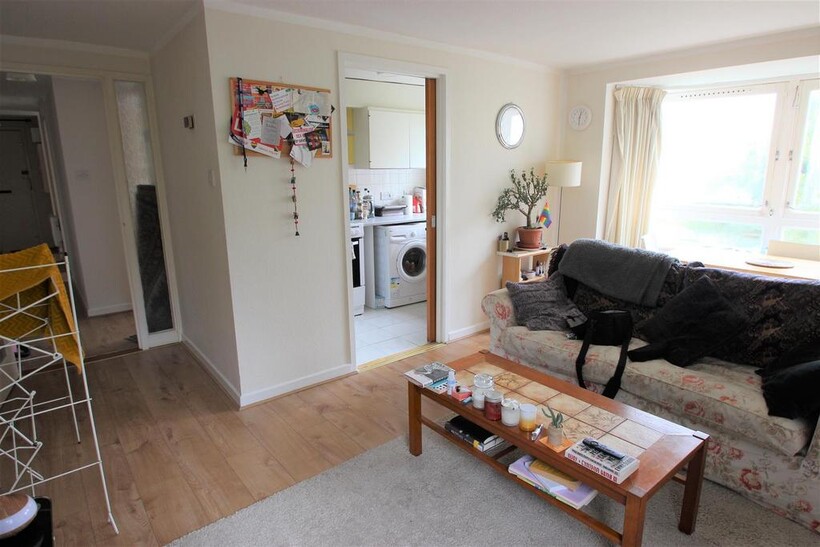 Southfield Park, Cowley 2 bed flat to rent - £1,500 pcm (£346 pw)