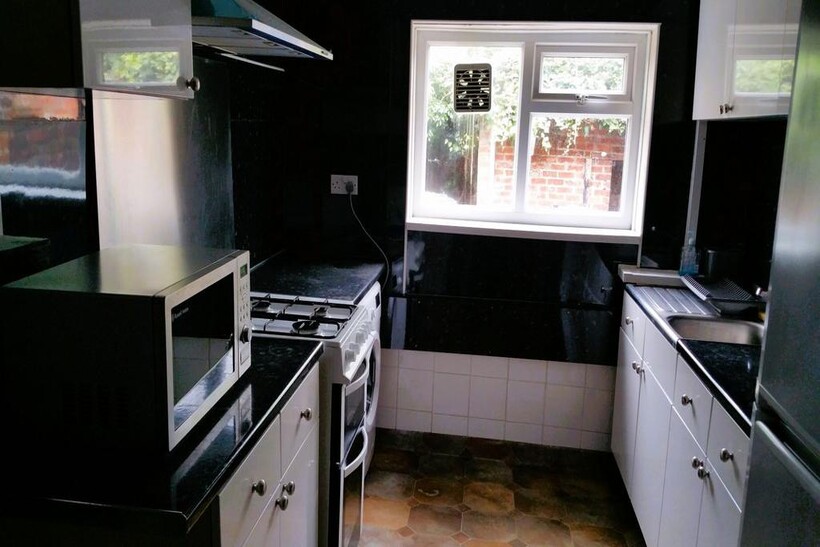 53 Brunswick Street, Sheffield 5 bed house share to rent - £325 pcm (£75 pw)