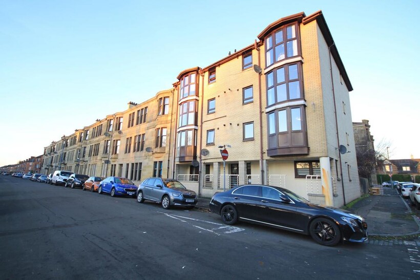 Earl Street, Scotstoun, Glasgow, G14 2 bed flat to rent - £1,000 pcm (£231 pw)