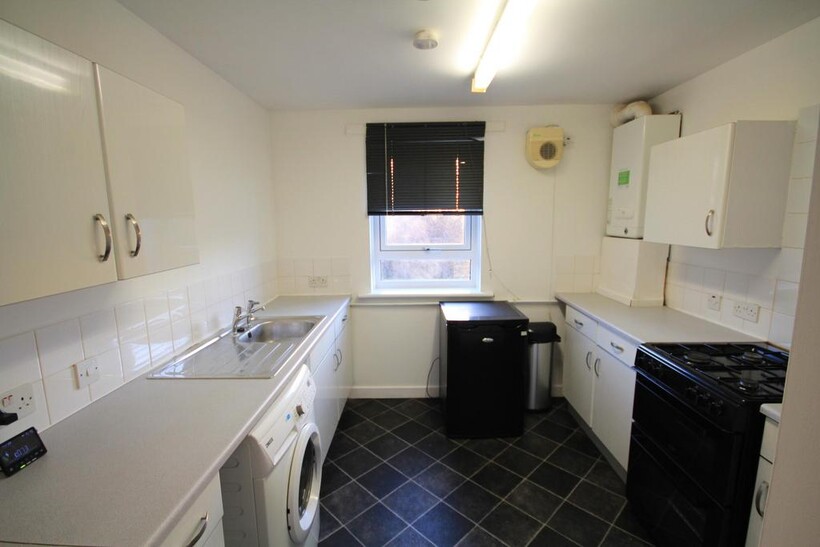 Earl Street, Scotstoun, Glasgow, G14 2 bed flat to rent - £1,000 pcm (£231 pw)