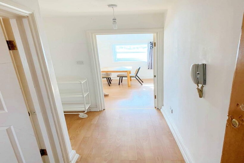 Brooksby's Walk, London E9 1 bed flat to rent - £1,500 pcm (£346 pw)