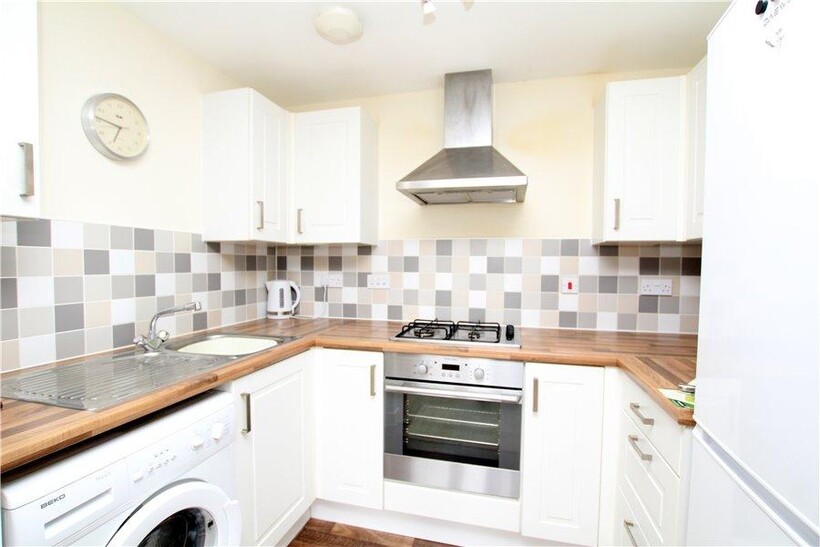 Kittiwake Drive, Bristol BS20 1 bed apartment to rent - £1,050 pcm (£242 pw)