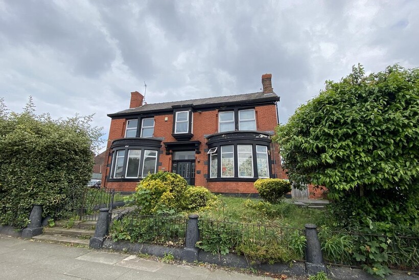Church Road, Liverpool L15 1 bed in a house share to rent - £525 pcm (£121 pw)