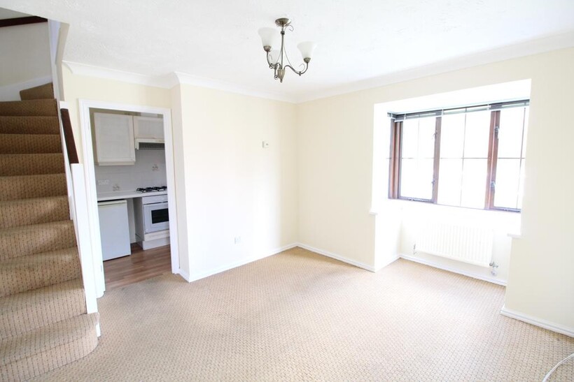 One Bedroom house - Cromer way -... 1 bed end of terrace house to rent - £1,000 pcm (£231 pw)